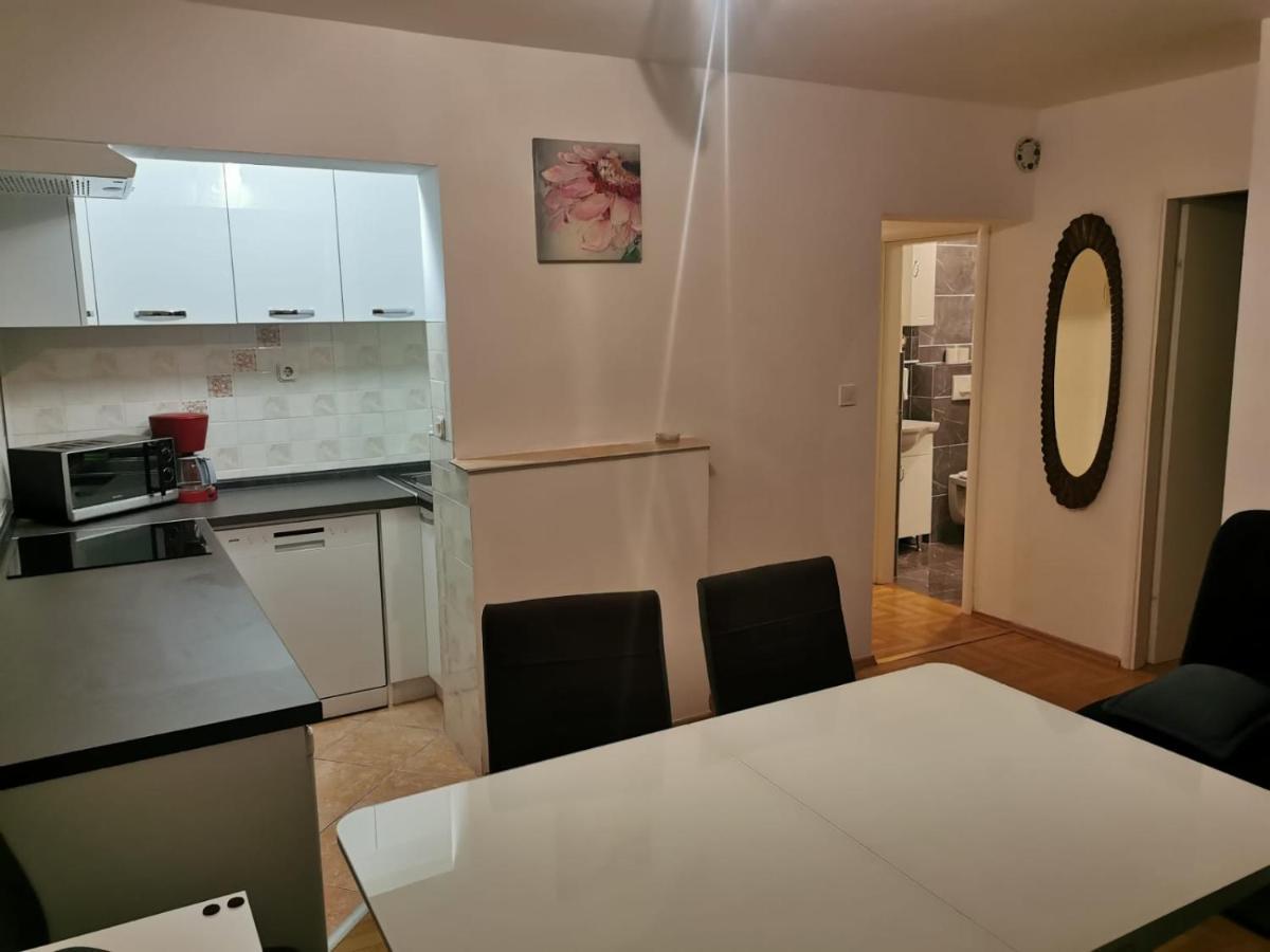 ספליט Apartments Tomisa מראה חיצוני תמונה